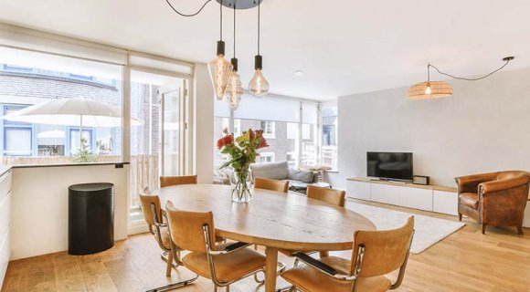 The UAE Government has lifted the requirement for an initial down payment to obtain the "golden visa"