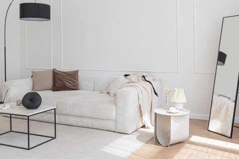 البحث عن منزل في الإمارات العربية المتحدة: قصر يعمل بالطاقة الشمسية في دبي