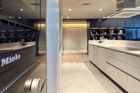 Townhouse in Bluewaters, Dubai, UAE 4 bedrooms, 620 sq.m. № 551505 - photo 12