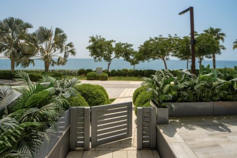 Townhouse in Bluewaters, Dubai, UAE 4 bedrooms, 620 sq.m. № 551505 - photo 3