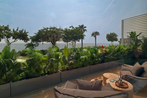 Townhouse in Bluewaters, Dubai, UAE 4 bedrooms, 620 sq.m. № 551505 - photo 23