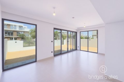 Üürile anda villa asukohaga Dubai, AÜE: 4 magamistoaga, 316.9 m² Nr 624645 - pilt 4