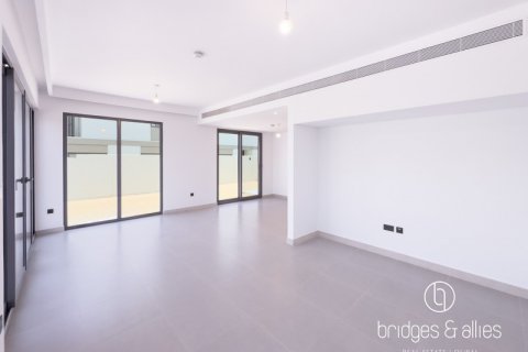 Üürile anda villa asukohaga Dubai, AÜE: 4 magamistoaga, 316.9 m² Nr 624645 - pilt 2