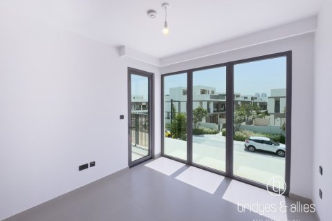 Üürile anda villa asukohaga Dubai, AÜE: 4 magamistoaga, 316.9 m² Nr 624645 - pilt 24