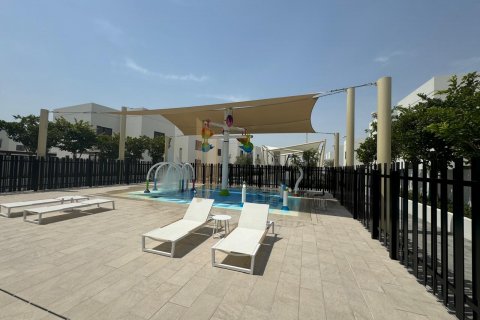 Villa on the Yas Island, Abu Dhabi, UAE 3 bedrooms, 353 sq.m. № 600078 - photo 11