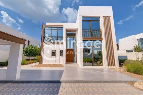 Abu Dhabi、UAE にあるヴィラ販売中 4ベッドルーム、314.1 m2、No597216 - 写真 11