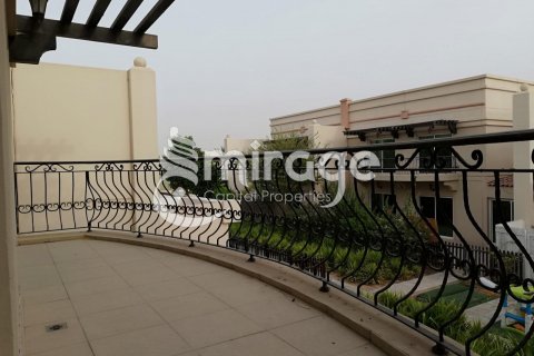 Villa in Abu Dhabi, UAE 3 bedrooms, 175.8 sq.m. № 597210 - photo 10