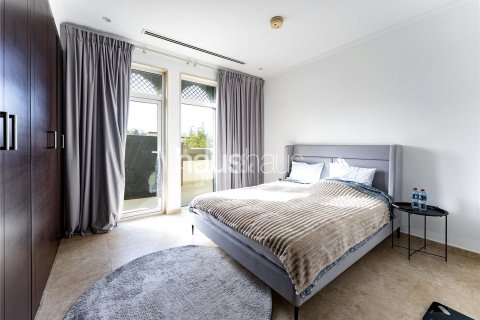 Vila v Jumeirah Park, Dubai, SAE 3 ložnice, 295 m² Č.: 625290 - fotografie 19