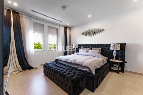 Vila v Jumeirah Park, Dubai, SAE 3 ložnice, 295 m² Č.: 625290 - fotografie 17