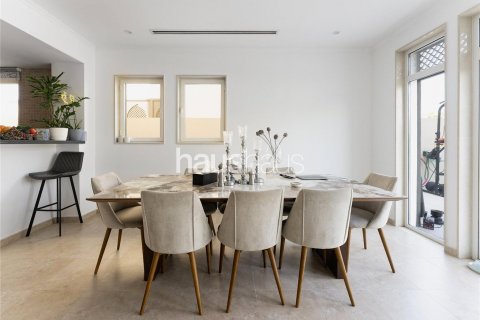 Vila v Jumeirah Park, Dubai, SAE 3 ložnice, 295 m² Č.: 625290 - fotografie 15