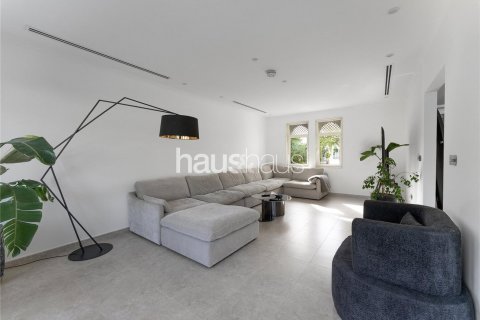 Vila v Jumeirah Park, Dubai, SAE 3 ložnice, 295 m² Č.: 625290 - fotografie 2