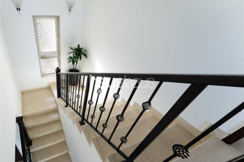 Vila v Jumeirah Park, Dubai, SAE 3 ložnice, 295 m² Č.: 625290 - fotografie 23