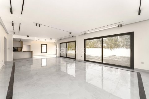 Вилла Jumeirah Village Triangle, Дубай, БАӘ-да 5 жатын бөлмелер, 390 м² № 625289 - фото 4