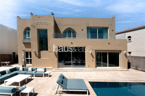 Vila v Jumeirah Islands, Dubai, SAE 4 ložnice, 576 m² Č.: 625275 - fotografie 27
