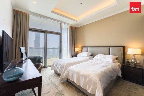Apartamento en venta en Downtown Dubai (Downtown Burj Dubai), Dubai, EAU 4 dormitorios, 379 m2 № 632982 - foto 15