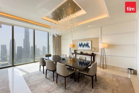 Apartamento en venta en Downtown Dubai (Downtown Burj Dubai), Dubai, EAU 4 dormitorios, 379 m2 № 632982 - foto 9
