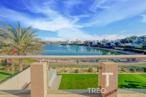 Vilë në Meadows, Dubai, Emiratet e Bashkuara Arabe 5 dhoma gjumi, 344 m2. № 586534 - Foto 10
