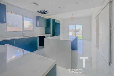 Vilë në Meadows, Dubai, Emiratet e Bashkuara Arabe 5 dhoma gjumi, 344 m2. № 586534 - Foto 5