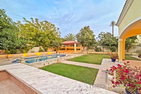 Vilë në Jumeirah Park, Dubai, Emiratet e Bashkuara Arabe 4 dhoma gjumi, 403 m2. № 586536 - Foto 3
