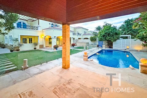 Vilë në Jumeirah Park, Dubai, Emiratet e Bashkuara Arabe 4 dhoma gjumi, 403 m2. № 586536 - Foto 26