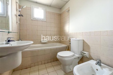 Villa in Meadows, Dubai, UAE 3 bedrooms, 515 sq.m. № 626637 - photo 12