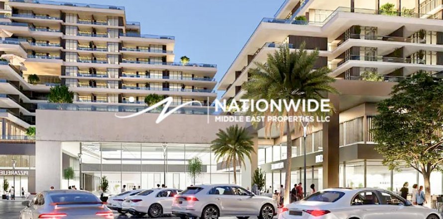 Apartment in Abu Dhabi, UAE 1 bedroom, 111 sq.m. № 591620