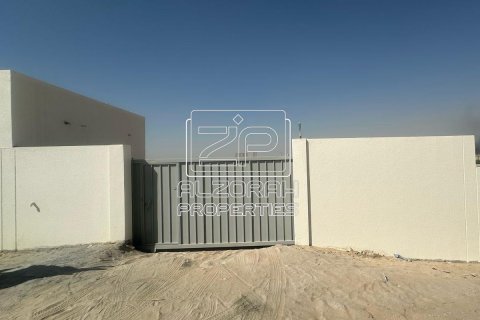 Land in Al Sajaa, Sharjah, UAE 1114.8 sq.m. № 591675 - photo 12