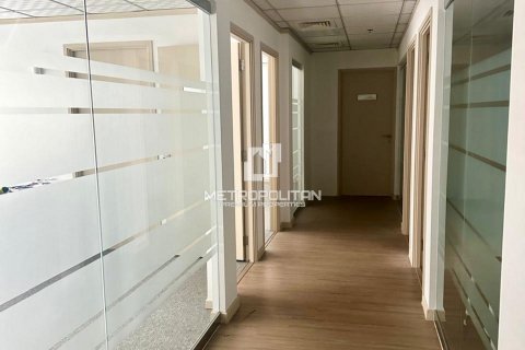 Kancelář v Sheikh Zayed Road, Dubai, SAE 182.2 m² Č.: 591867 - fotografie 4