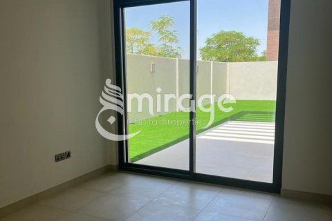 Vila na Yas Island, Abu Dhabi, SAE 4 ložnice, 599.2 m² Č.: 596861 - fotografie 6