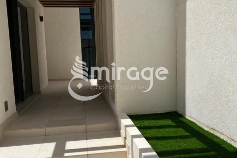 Vila na Yas Island, Abu Dhabi, SAE 4 ložnice, 599.2 m² Č.: 596861 - fotografie 2