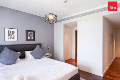 Apartment in City Walk, Dubai, UAE 2 bedrooms, 151 sq.m. № 589603 - photo 1