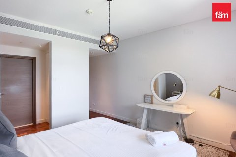 Apartment in City Walk, Dubai, UAE 2 bedrooms, 151 sq.m. № 589603 - photo 2