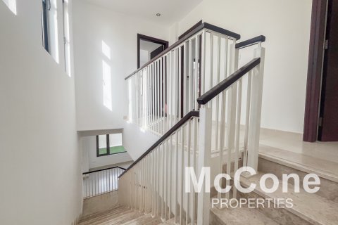 Řadový dům v Reem, Dubai, SAE 3 ložnice, 298.68 m² Č.: 586825 - fotografie 4