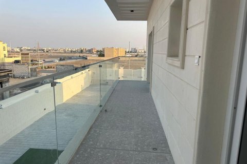 Komerční nemovitost v Mohamed Bin Zayed City, Abu Dhabi, SAE 9 ložnice, 1132 m² Č.: 594276 - fotografie 3
