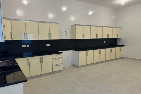 Komerční nemovitost v Mohamed Bin Zayed City, Abu Dhabi, SAE 9 ložnice, 1132 m² Č.: 594276 - fotografie 7