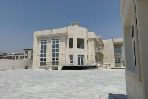 Komerční nemovitost v Mohamed Bin Zayed City, Abu Dhabi, SAE 9 ložnice, 1132 m² Č.: 594276 - fotografie 29