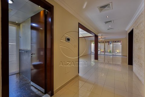 阿联酋 Abu Dhabi Al Raha Gardens 待售 : 4 卧, 403 平方米 , 编号615952 - 照片 5