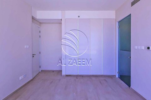Apartment in Al Reem Island, Abu Dhabi, UAE 3 bedrooms, 214 sq.m. № 615955 - photo 5