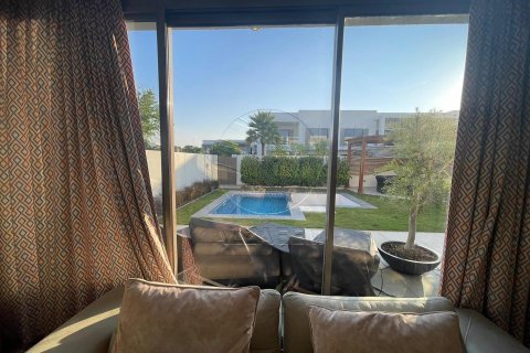 Villa in affitto a Yas Island, Abu Dhabi, EAU 3 camere da letto, 390 mq. № 615925 - foto 1