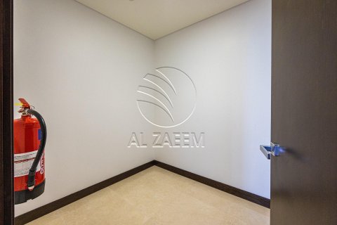 Apartment in The Marina, Abu Dhabi, UAE 2 bedrooms, 141 sq.m. № 615954 - photo 6