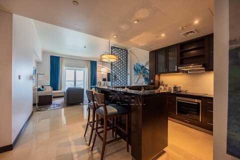Apartment in The Marina, Abu Dhabi, UAE 2 bedrooms, 141 sq.m. № 615954 - photo 3