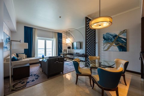 Apartment in The Marina, Abu Dhabi, UAE 2 bedrooms, 141 sq.m. № 615954 - photo 2