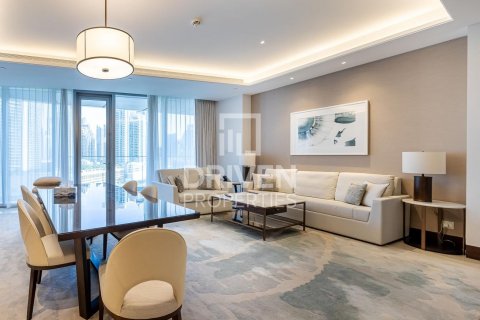 Apartament në Downtown Dubai (Downtown Burj Dubai), Dubai, Emiratet e Bashkuara Arabe 2 dhoma gjumi, 158 m2. № 603339 - Foto 2