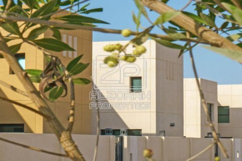 Vilë në Sharjah, Emiratet e Bashkuara Arabe 4 dhoma gjumi, 269.4 m2. № 588988 - Foto 15