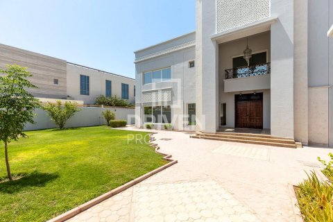 Vilë në Al Barsha, Dubai, Emiratet e Bashkuara Arabe 6 dhoma gjumi, 929 m2. № 601838 - Foto 16
