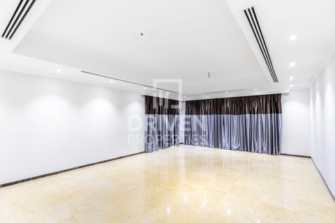 Vilë në Al Barsha, Dubai, Emiratet e Bashkuara Arabe 6 dhoma gjumi, 929 m2. № 601838 - Foto 20