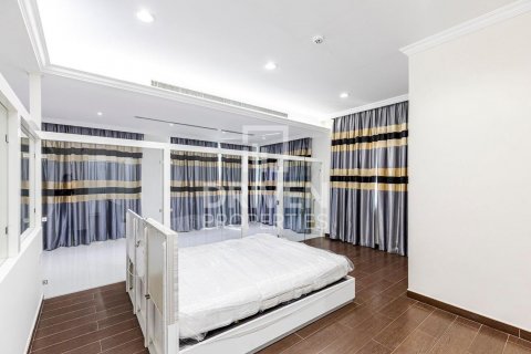Vilë në Al Barsha, Dubai, Emiratet e Bashkuara Arabe 6 dhoma gjumi, 929 m2. № 601838 - Foto 11