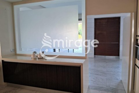 Vilë në Saadiyat Island, Abu Dhabi, Emiratet e Bashkuara Arabe 4 dhoma gjumi, 439 m2. № 579667 - Foto 4