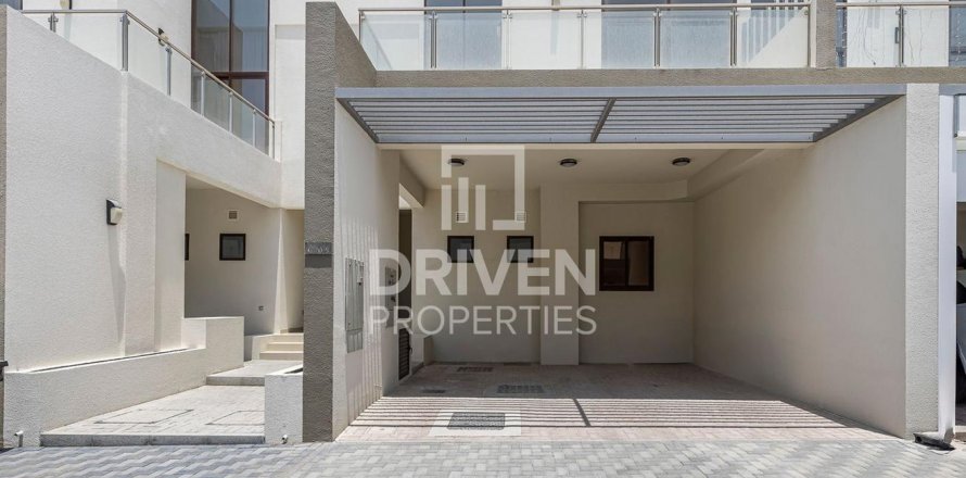 Řadový dům v Mohammed Bin Rashid City, Dubai, SAE 4 ložnice, 187 m² Č.: 603610