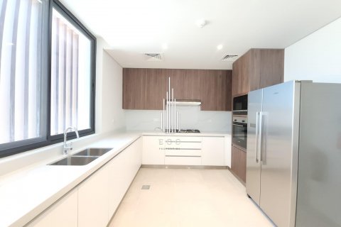 Villa on the Saadiyat Island, Abu Dhabi, UAE 4 bedrooms, 538.6 sq.m. № 577811 - photo 30
